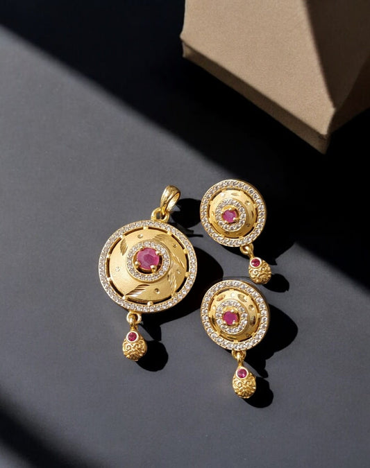 High Gold Plated Stunning American Diamond And Pink Diamond Studded Forming Designer Beautiful Round Pendent Set