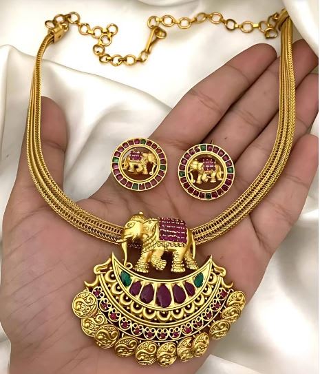Micro Gold Plated Classic Designer Woman'S Necklace For Ethnic Wear Outfits