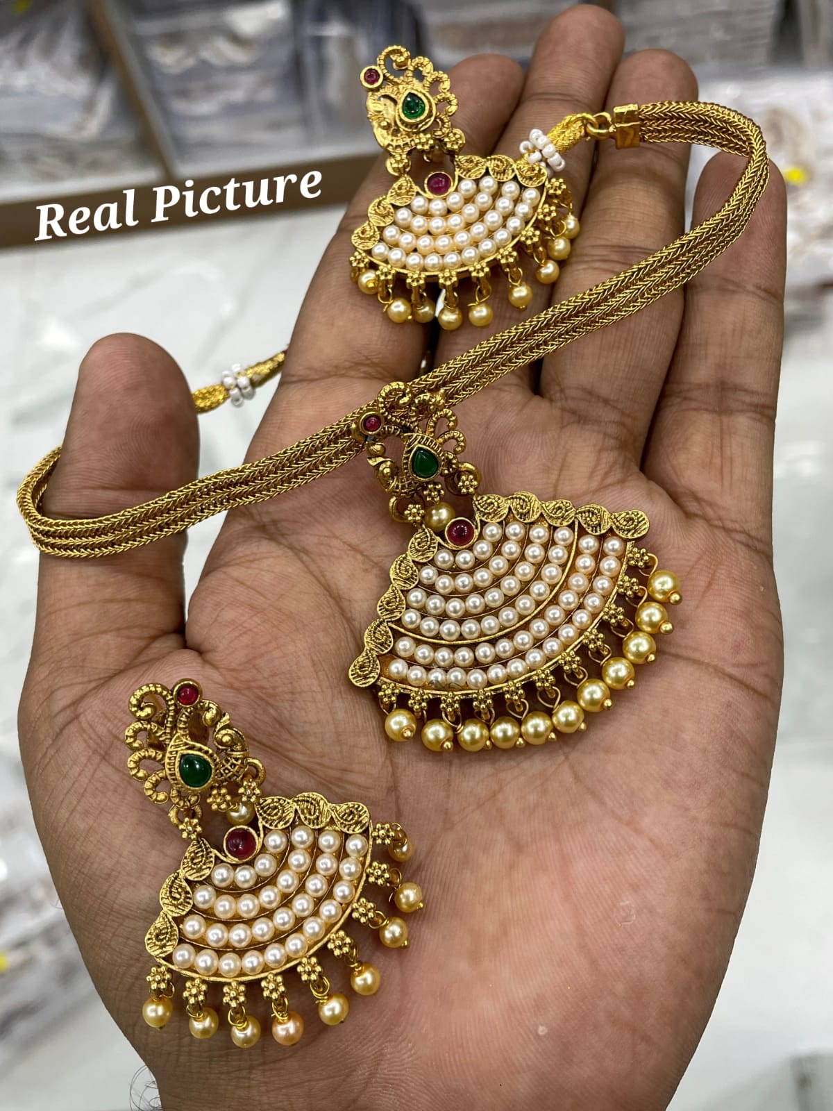 Antique Finish Stunning Elegant Pearls And Ruby Studded Women'S Ethnic Wear Necklace With Earrings