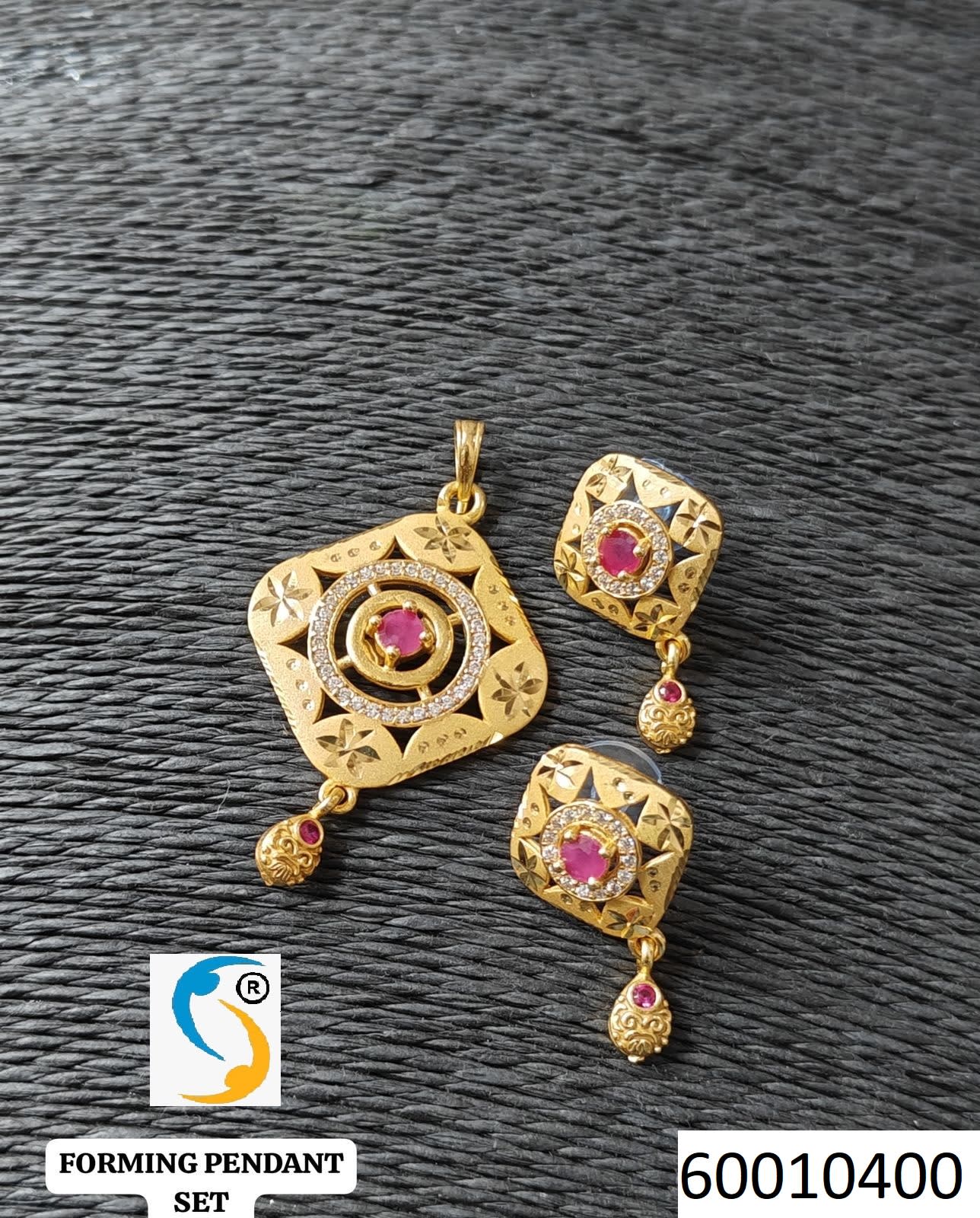 High Gold Plated Stunning American Diamond And Pink Diamond Studded Forming Designer Square Pendent Set