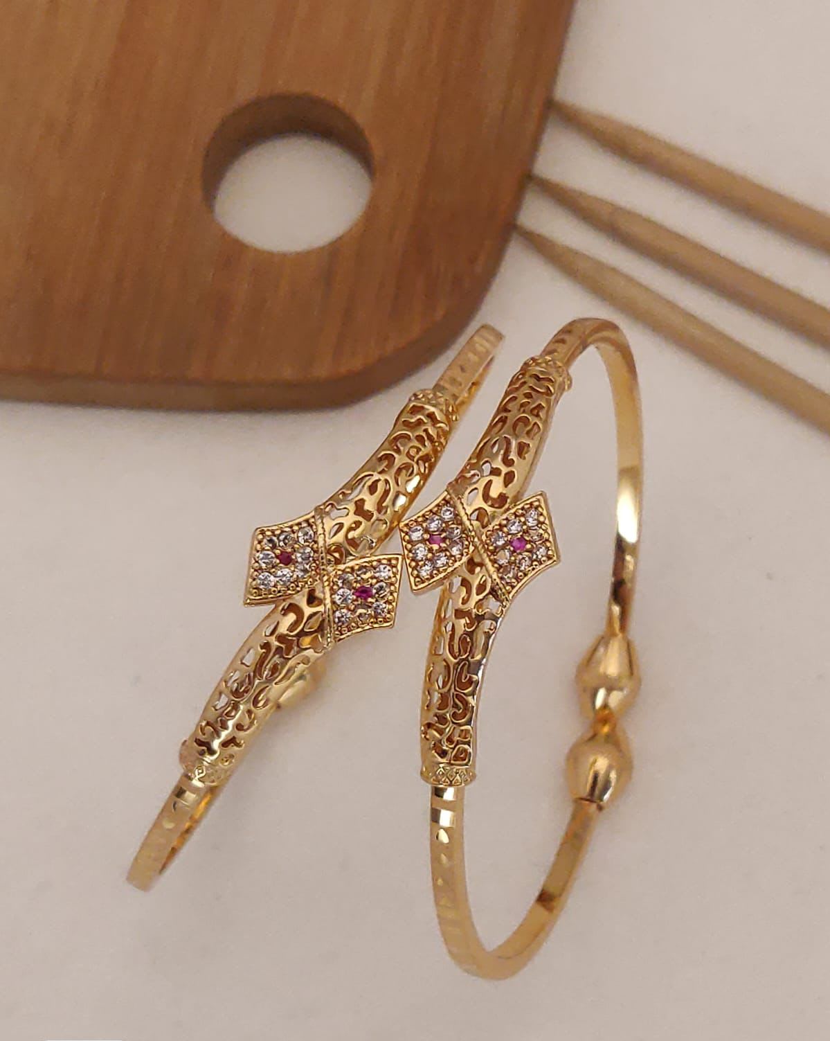 A Stunning High Gold Plated Ad Diamond Trinagle Shape Adjustble Bangle For Women
