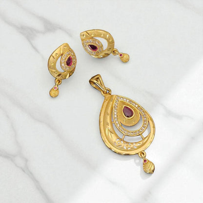 Micro Gold Plated Ad Diamond Studed Fancy Oval Pendent Set