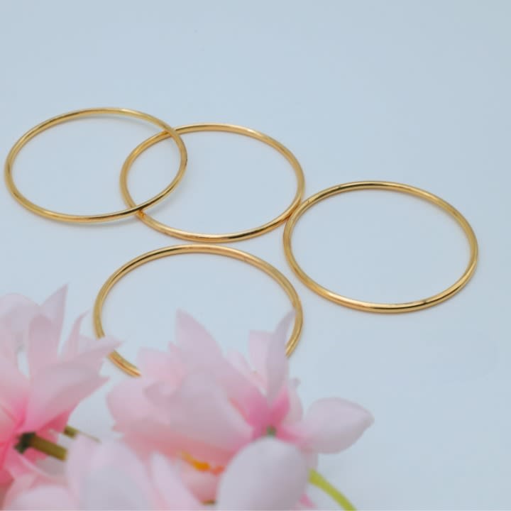 Casual Wear Micro Gold Plated 4 Pcs Palin Bangle For Girls And Women