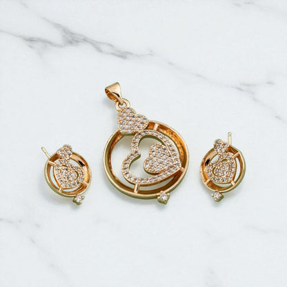 Rose Gold Plated Ad Diamond Studded Fancy Heart Pendant With Earrings