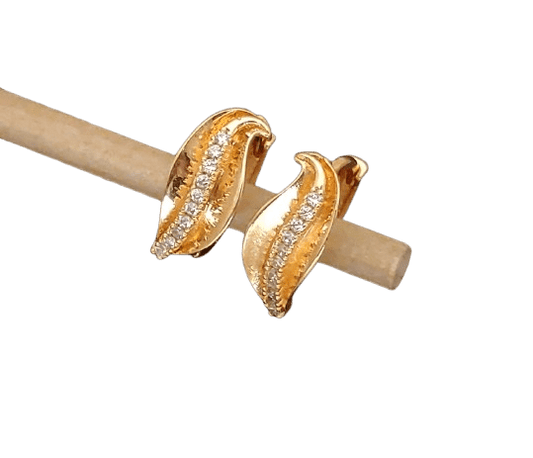 Designer Rose Gold Platd Ad Diamond Studed Fancy Leaf Earring