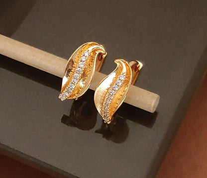 Designer Rose Gold Platd Ad Diamond Studed Fancy Leaf Earring