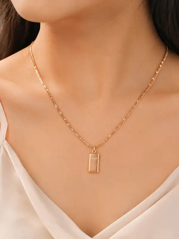 Elegant Rose Gold-Plated Gold Bar Pendant Chain