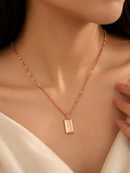 Elegant Rose Gold-Plated Gold Bar Pendant Chain