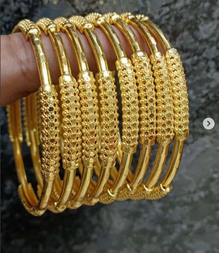 New Designer High Gold Plated 8 Pcs Bangle For Women