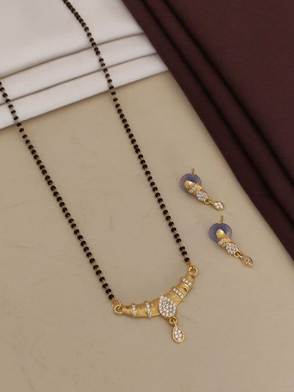 Forming Ad Diamond High Gold Plated Oval Mangalsutra   3 Months Guarantee