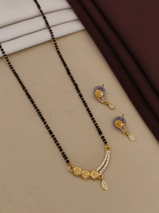 Forming Ad Diamond High Gold Plated Sunflower Mangalsutra   3 Months Guarantee