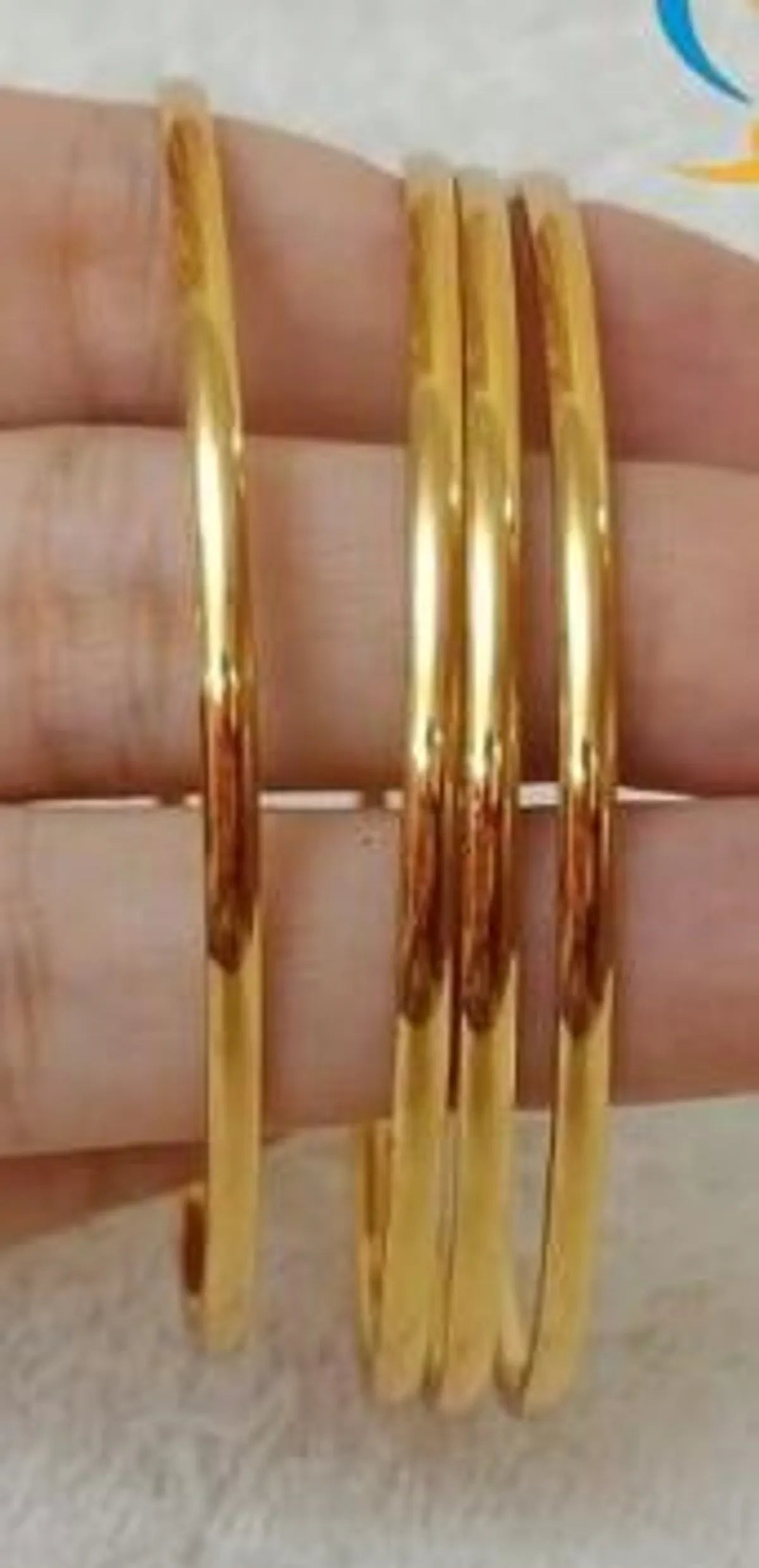 Casual Wear Micro Gold Plated 8 Pcs Palin Bangle For Girls And Women