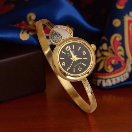 Stylish High Gold Plated Ad Diamond Heart Design Adjustable Bangle Wrist Watch For Women