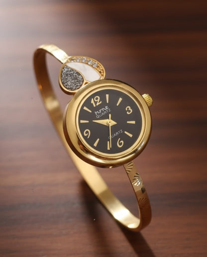 Stylish High Gold Plated Ad Diamond Heart Design Adjustable Bangle Wrist Watch For Women