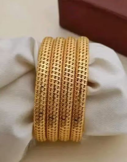 High Gold Plated Premium Designer 10 Pcs Of Bangle Set