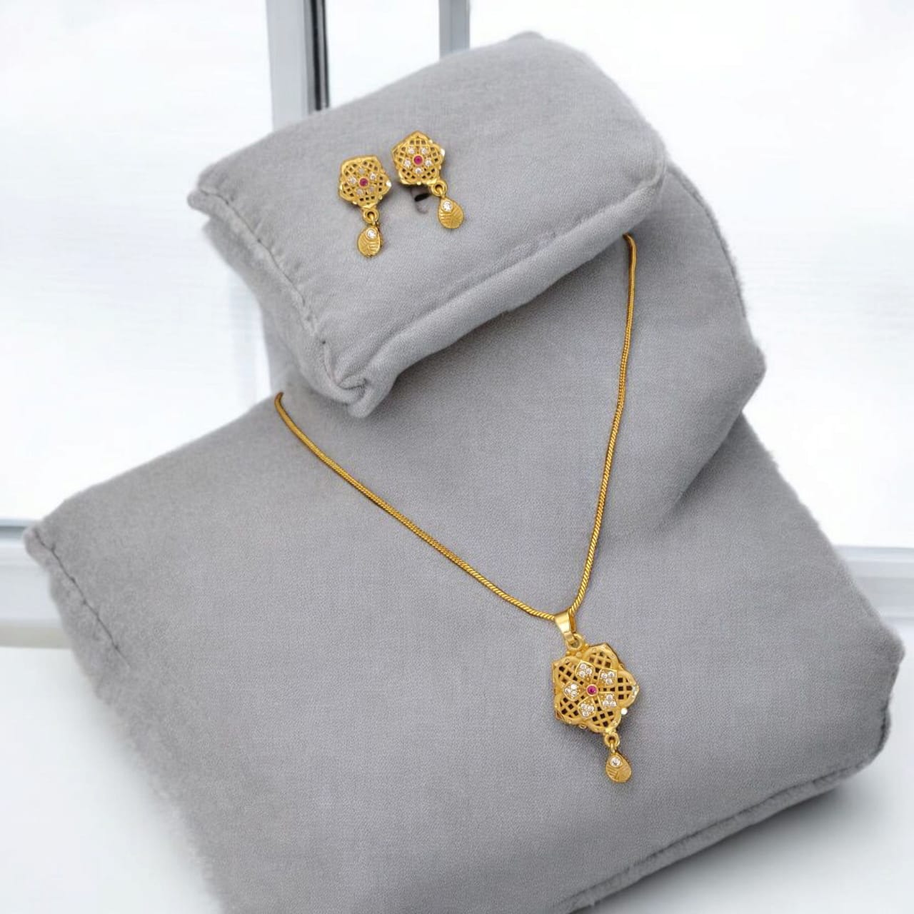 High Gold Plated Ad Diamond Studded Fancy Forming Pendant Set With Earrings