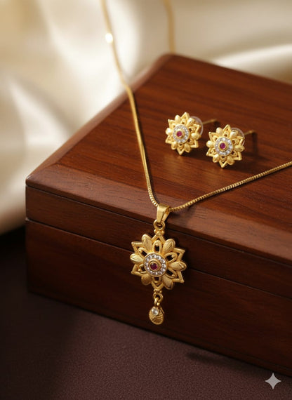 High Gold Plated Antique Circular Pendant Necklace Set With Earrings