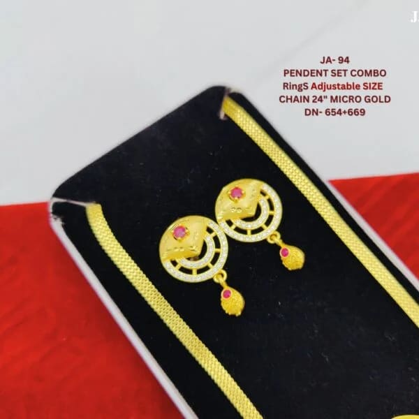 High Gold Plated Ad Diamond Studed Fancy Roud Design Pendent Chain With Ring