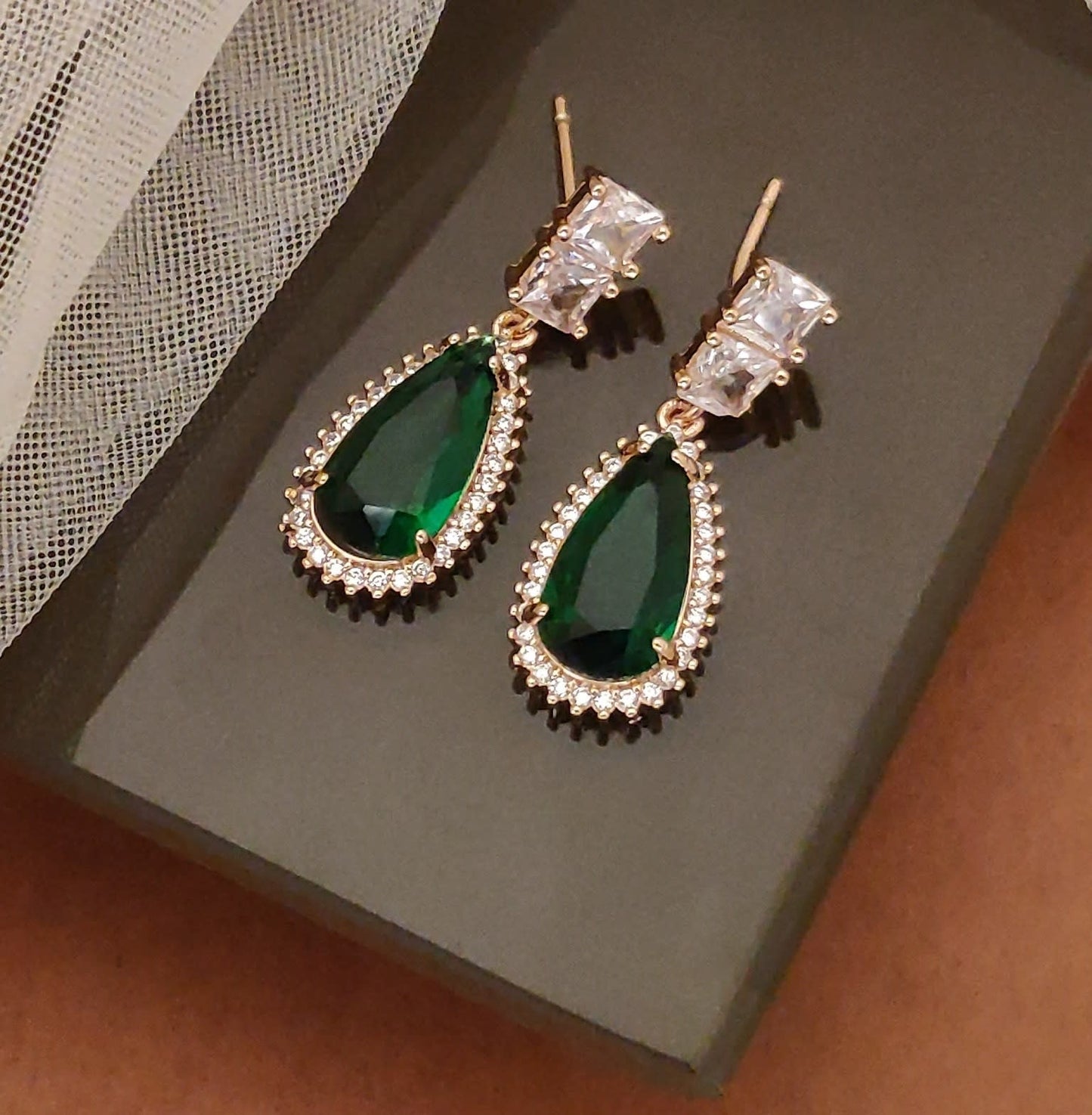 New Desiner Rose Gold Plated Ad Diamond Studed Green Stone Oval Fancy Eartring