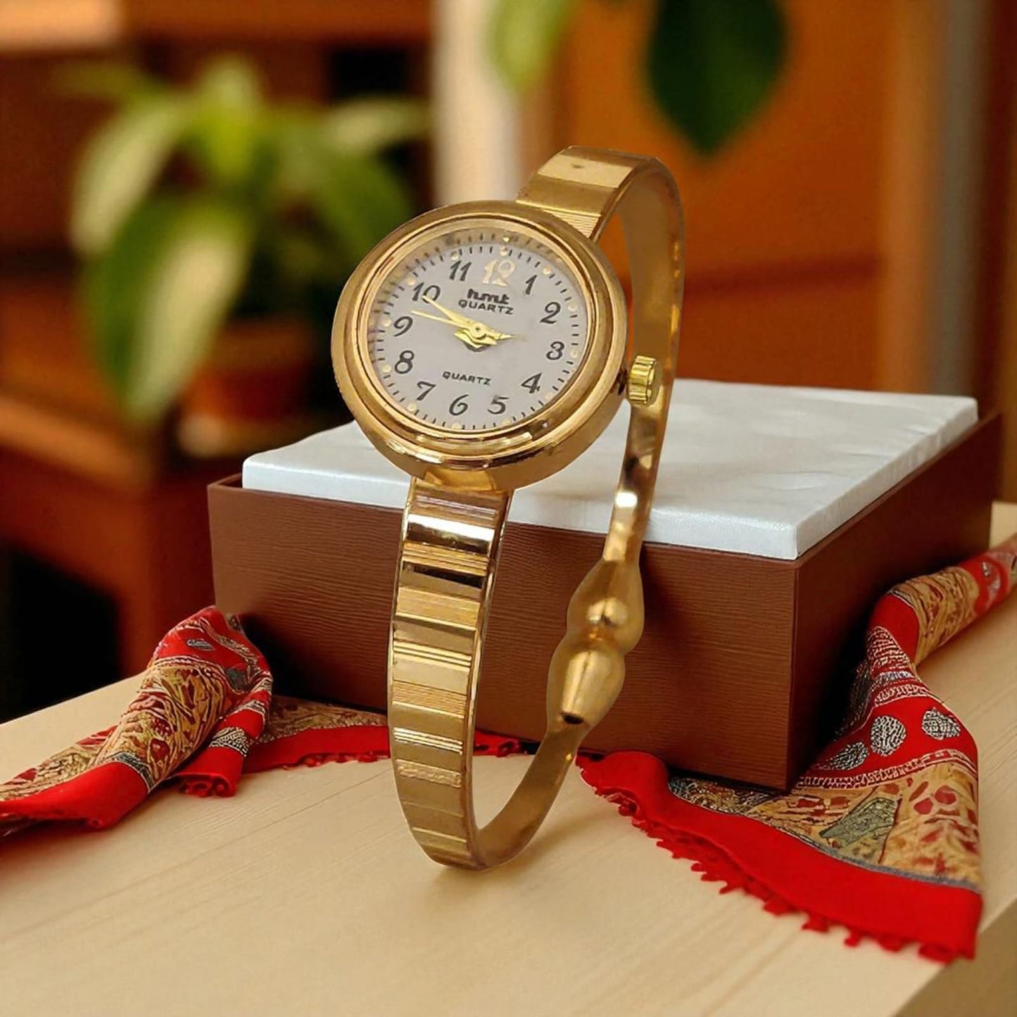 Premium Quality High Gold Plated Adjustable Daily Wear Wrist Watch