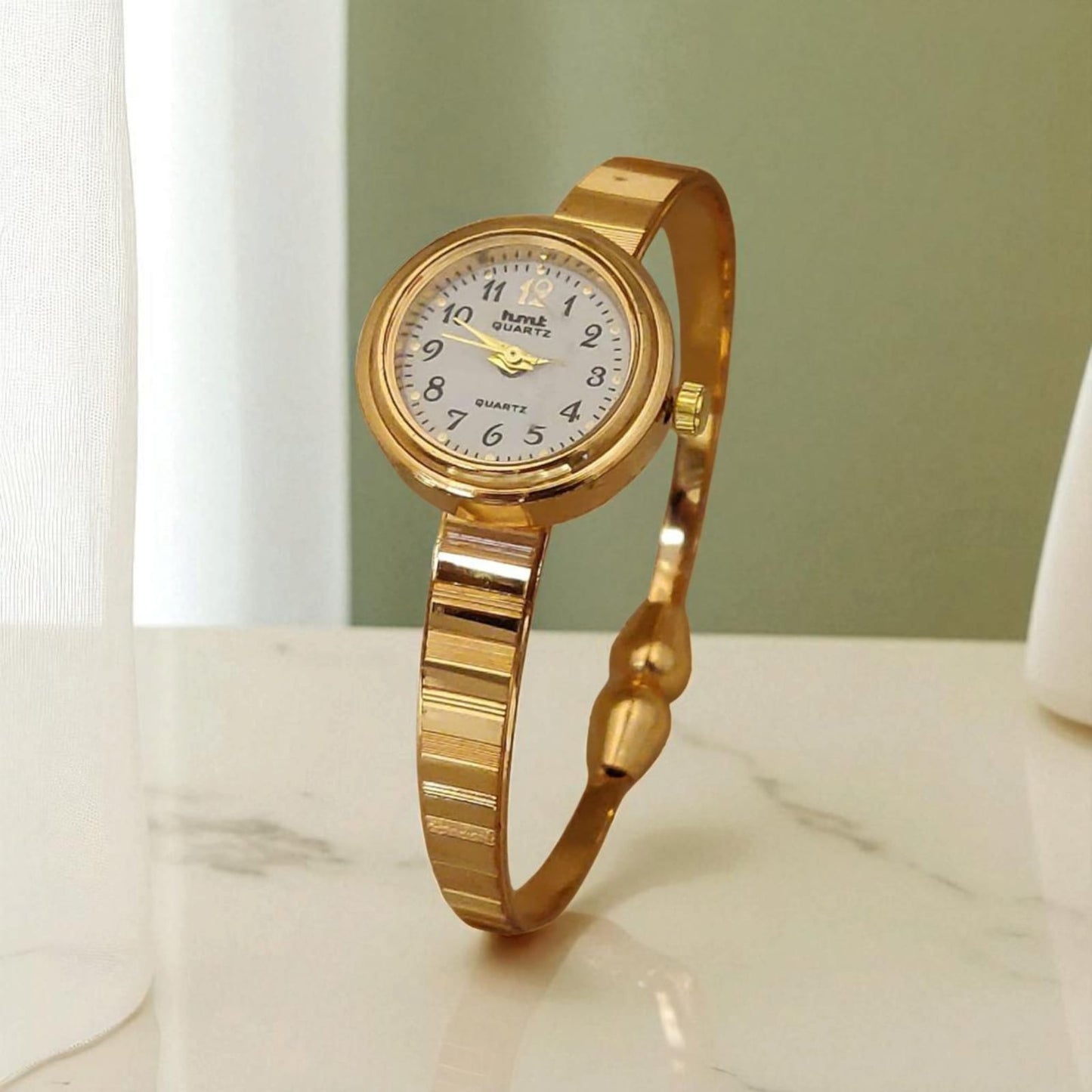 Premium Quality High Gold Plated Adjustable Daily Wear Wrist Watch