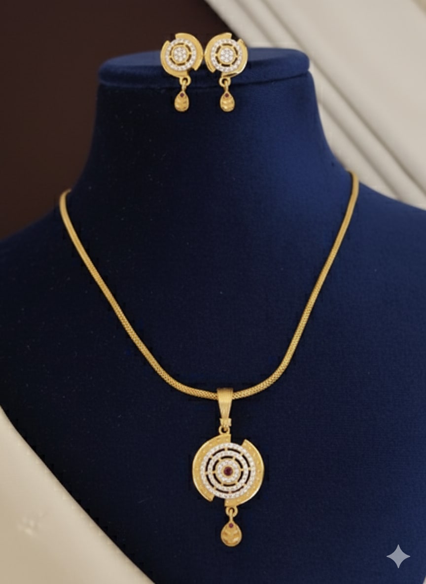 High Gold Plated Antique Circular Pendant Necklace Set With Earrings