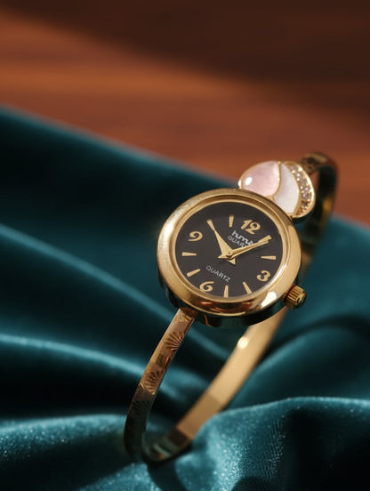 High Gold Plated Ad Diamond Heart Design Adjustable Watch For Women