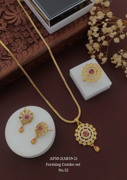 designer high gold plated ad diamond studed froming flower design pendent set with earring