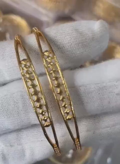 Micro Gold Plated Ad Diamond Casual Wear 2 Pcs Fancy Bangle For Women