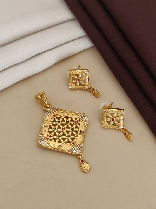 FORMING SQUARE PENDANT SET