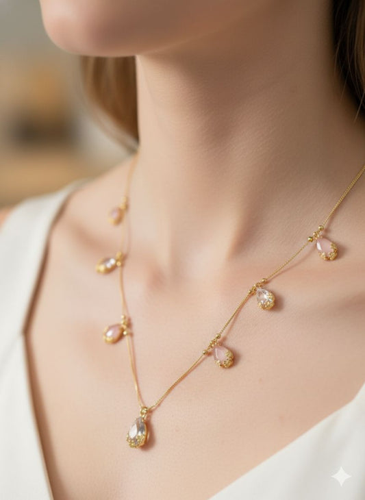 Elegant Dual-Tone Teardrop And Pendant Chain
