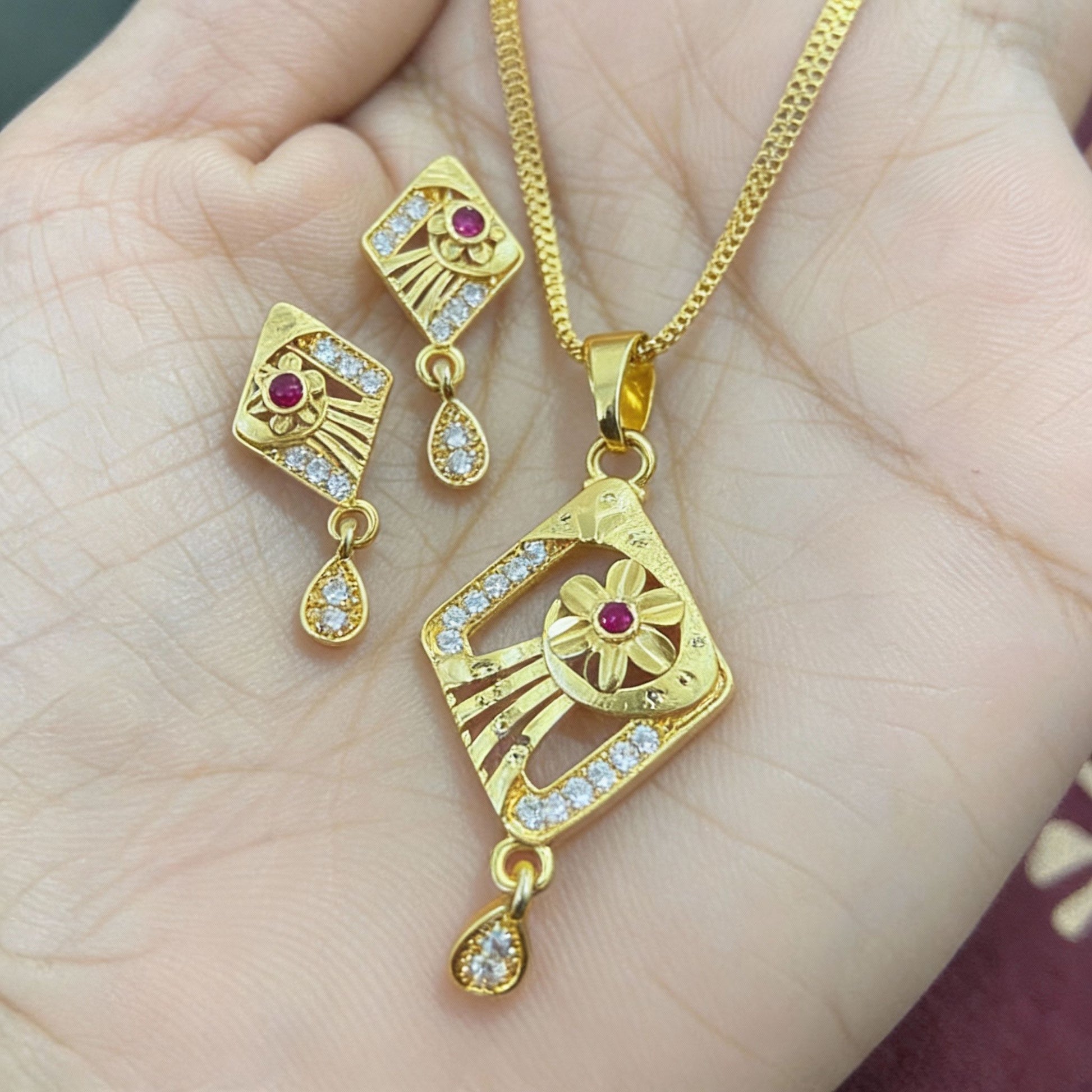 Micro Gold Plated Floral And Pendant Set with Earrings