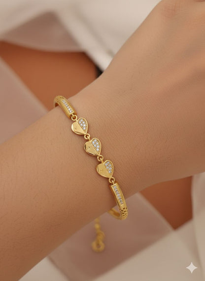 Micro Gold Plated And Diamond Studded Fancy Heart Charm Bracelet