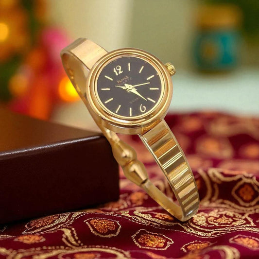 Premium Quality High Gold Plated Adjustable Daily Wear Wrist Watch