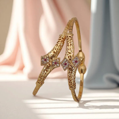A Stunning High Gold Plated Ad Diamond Trinagle Shape Adjustble Bangle For Women